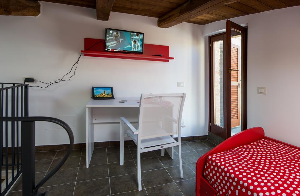 La Rocchetta Apartment Ripatransone Ruang foto
